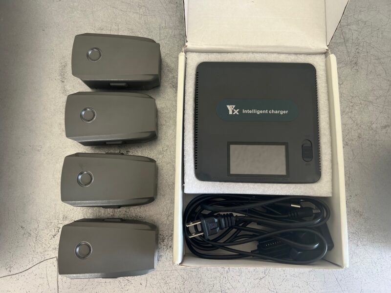 Intelligent charger（ Mavic2用純正バッテリー4個付）